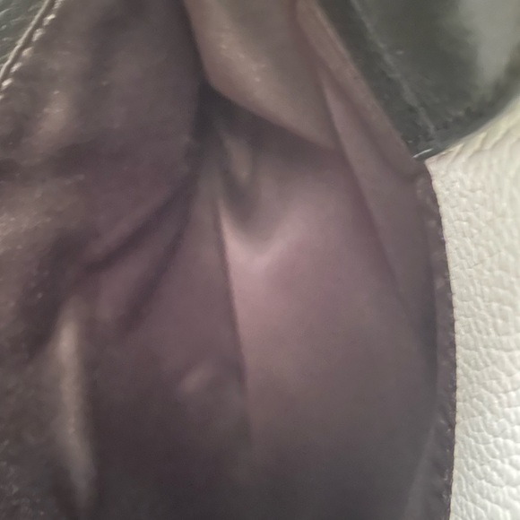 NWOT.Tahari handbag with shoulder strap option - Picture 9 of 11